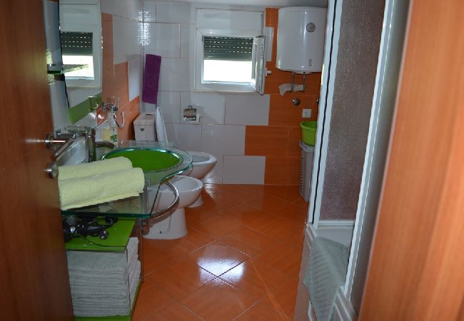 Ferienwohnung in Vinišce - Ferienwohnung in Vinišće mit Balkon, Klimaanlage, W-LAN, Waschmaschine (4753-3) Ferienwohnung in Vinišce - Ferienwohnung in Vinišće mit Balkon, Klimaanlage, W-LAN, Waschmaschine (4753-3)