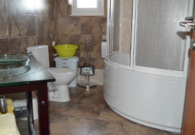 Ferienwohnung in Vinišce - Ferienwohnung in Vinišće mit Balkon, Klimaanlage, W-LAN, Waschmaschine (4753-4) Ferienwohnung in Vinišce - Ferienwohnung in Vinišće mit Balkon, Klimaanlage, W-LAN, Waschmaschine (4753-4)