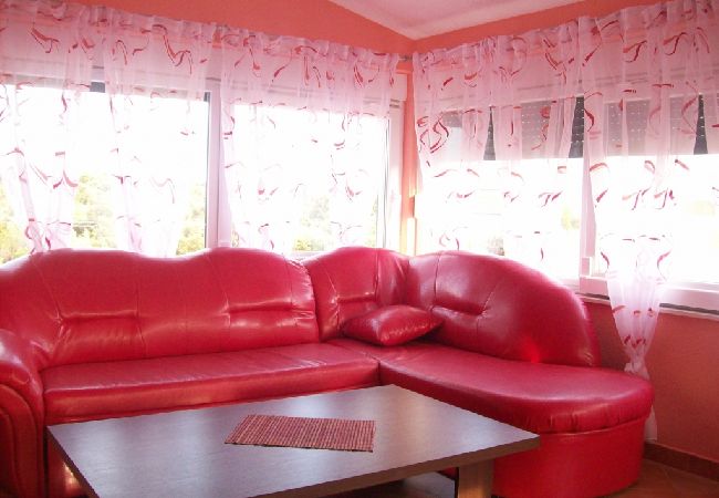 Ferienwohnung in Vinišce - Ferienwohnung in Vinišće mit Balkon, Klimaanlage, W-LAN, Waschmaschine (4753-4) Ferienwohnung in Vinišce - Ferienwohnung in Vinišće mit Balkon, Klimaanlage, W-LAN, Waschmaschine (4753-4)