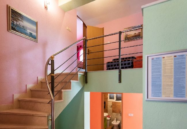Ferienwohnung in Vinišce - Ferienwohnung in Vinišće mit Balkon, Klimaanlage, W-LAN, Waschmaschine (4753-7) Ferienwohnung in Vinišce - Ferienwohnung in Vinišće mit Balkon, Klimaanlage, W-LAN, Waschmaschine (4753-7)