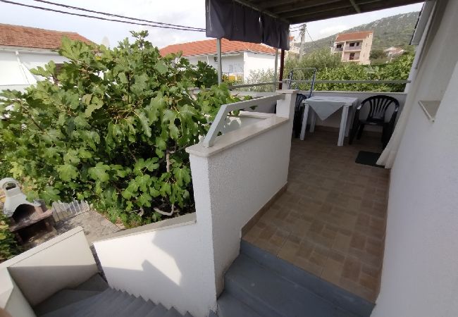 Ferienwohnung in Vinišce - Ferienwohnung in Vinišće mit Terrasse, Klimaanlage, W-LAN (4756-2) Ferienwohnung in Vinišce - Ferienwohnung in Vinišće mit Terrasse, Klimaanlage, W-LAN (4756-2)