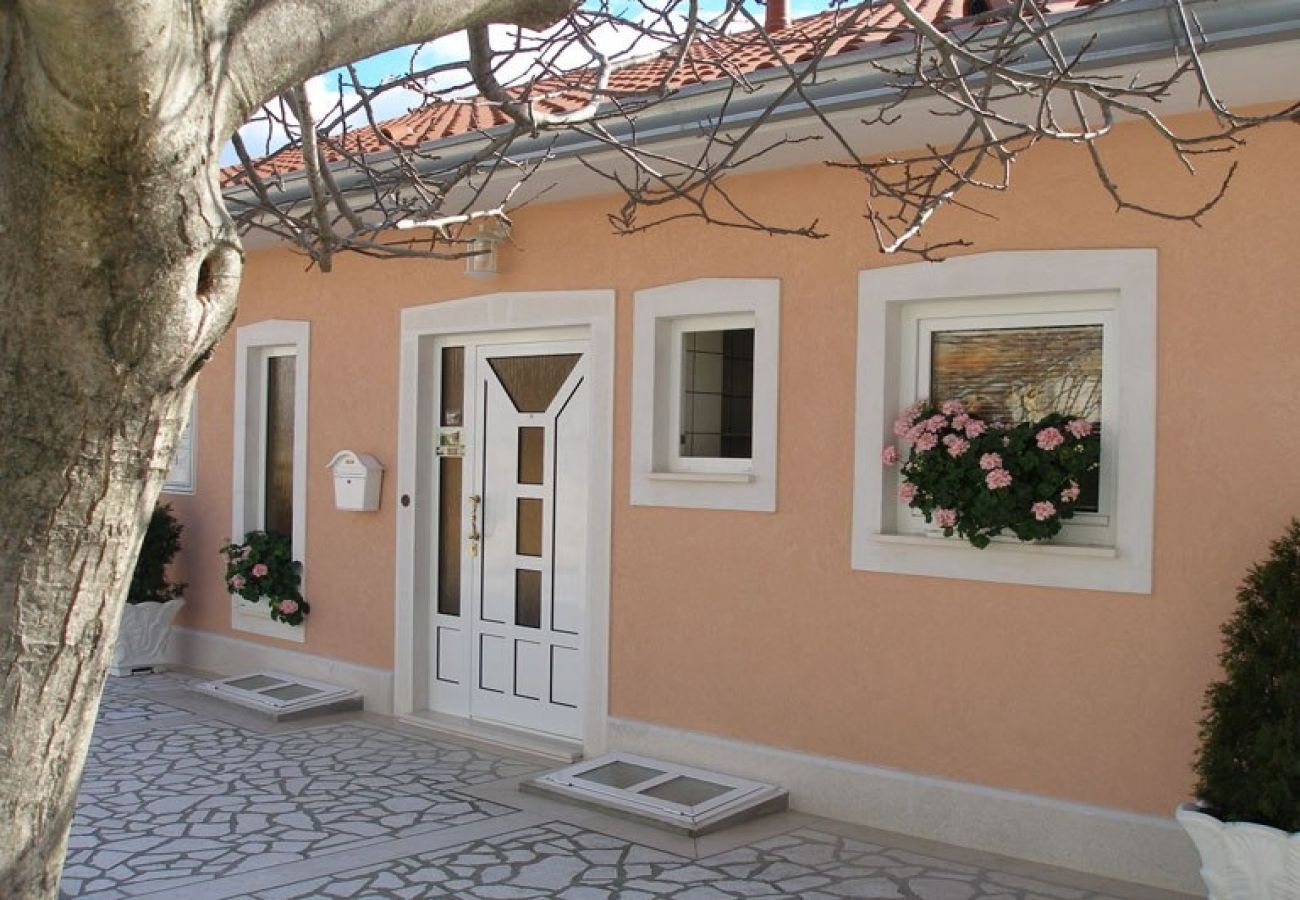 Ferienwohnung in Mošcenicka Draga - Ferienwohnung in Mošćenička Draga mit Meerblick, Loggia, Klimaanlage, W-LAN (4772-1)