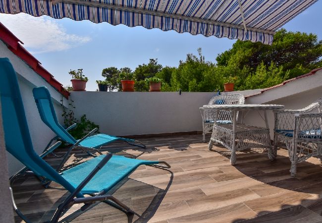 Studio in Vir - Studioapartment in Vir mit Terrasse, Klimaanlage, W-LAN, Waschmaschine (4781-1) Studio in Vir - Studioapartment in Vir mit Terrasse, Klimaanlage, W-LAN, Waschmaschine (4781-1)