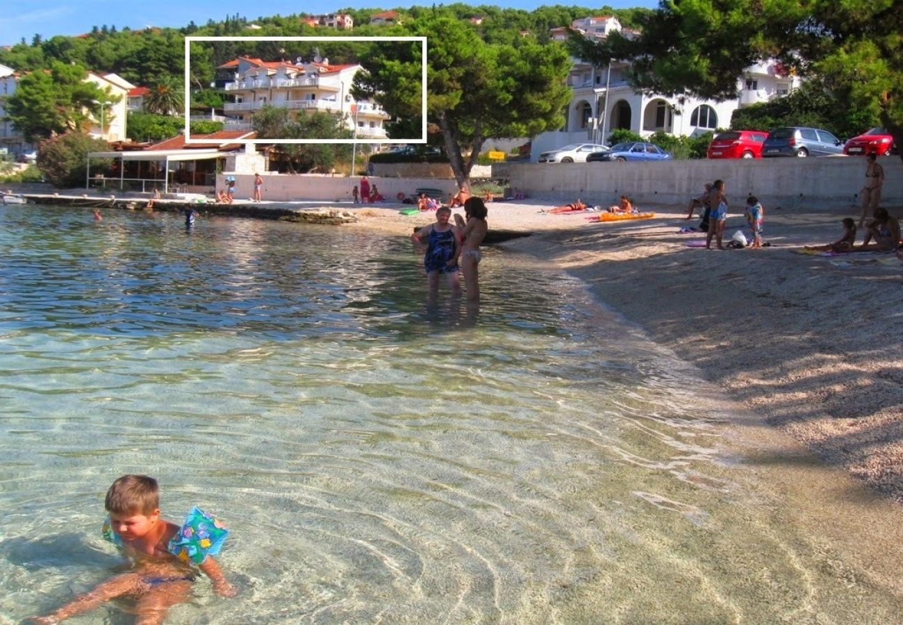 Ferienwohnung in Trogir - Ferienwohnung in Trogir mit Meerblick, Balkon, Klimaanlage, W-LAN (4786-1)