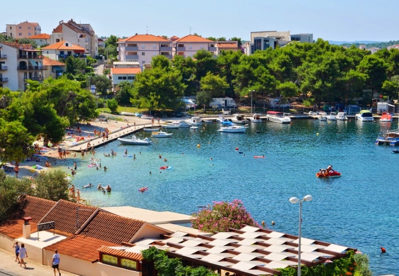 Ferienwohnung in Trogir - Ferienwohnung in Trogir mit Meerblick, Balkon, Klimaanlage, W-LAN (4786-3)