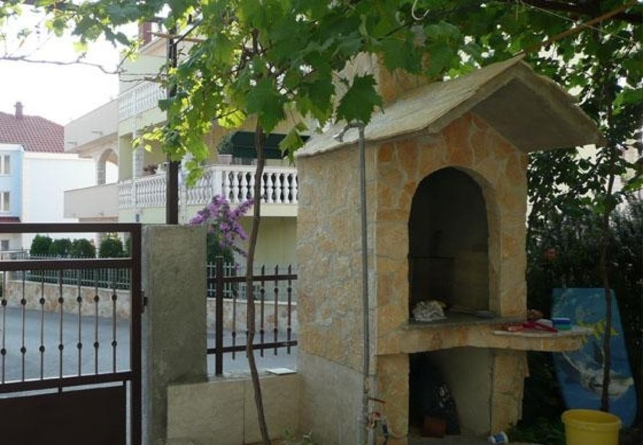 Ferienwohnung in Okrug Gornji - Ferienwohnung in Okrug Gornji mit Meerblick, Balkon, Klimaanlage, W-LAN (4790-1)