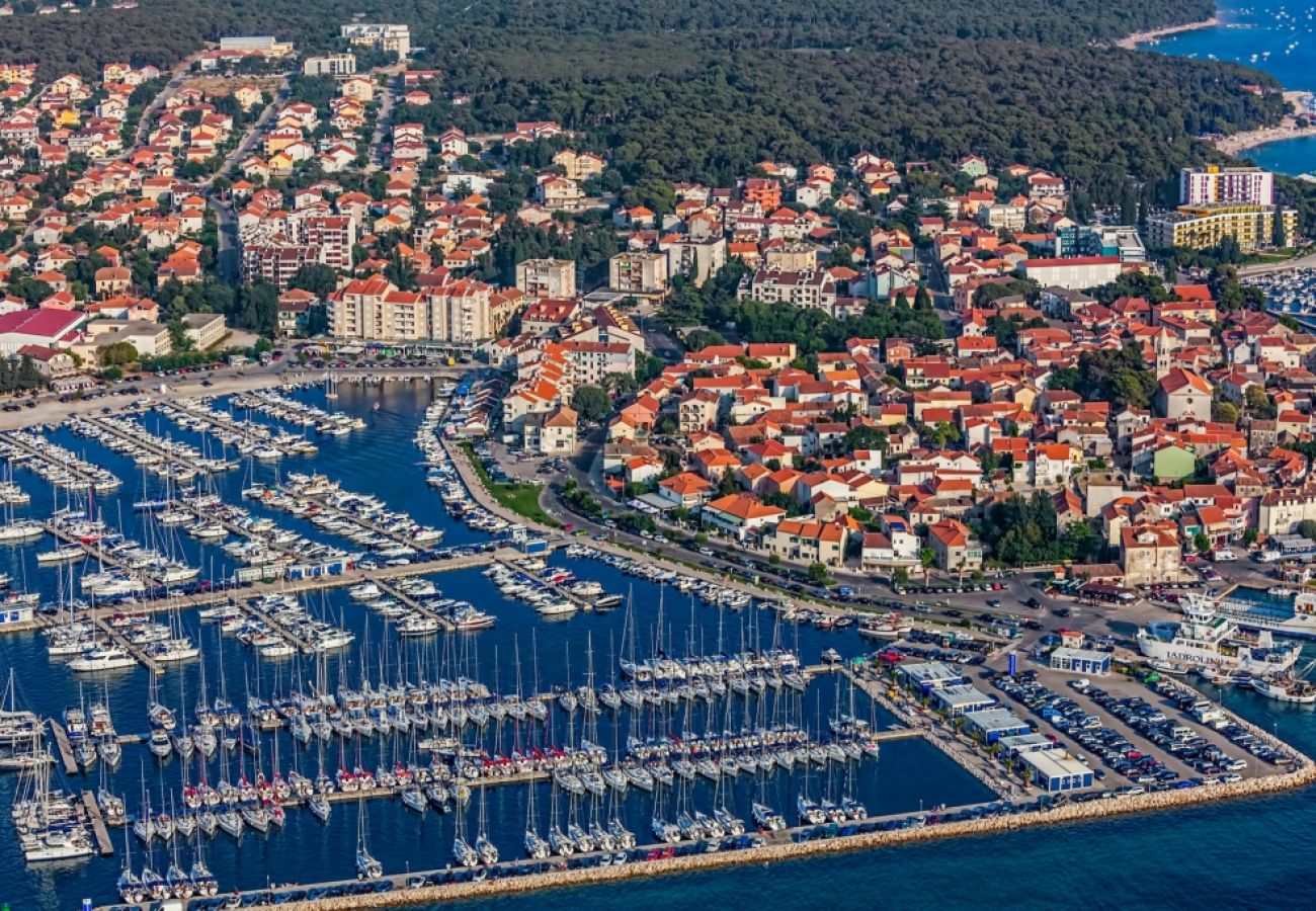 Ferienwohnung in Biograd na moru - Ferienwohnung in Biograd na Moru mit Terrasse, Klimaanlage, W-LAN (4801-1)