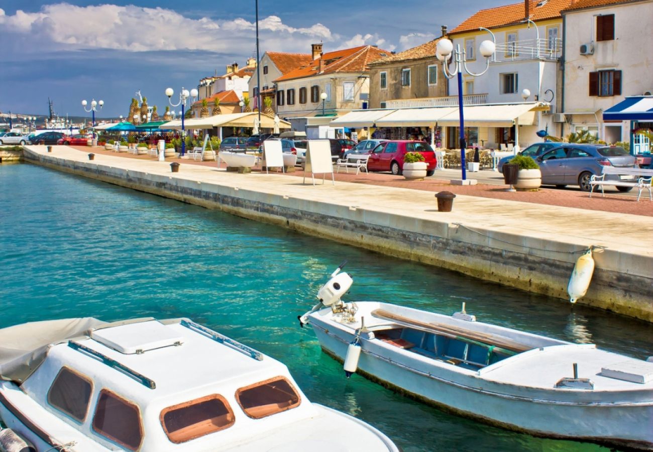 Ferienwohnung in Biograd na moru - Ferienwohnung in Biograd na Moru mit Terrasse, Klimaanlage, W-LAN (4801-1)