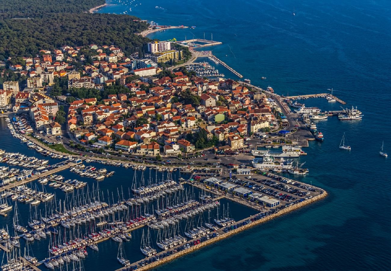 Ferienwohnung in Biograd na moru - Ferienwohnung in Biograd na Moru mit Terrasse, Klimaanlage, W-LAN (4801-1)