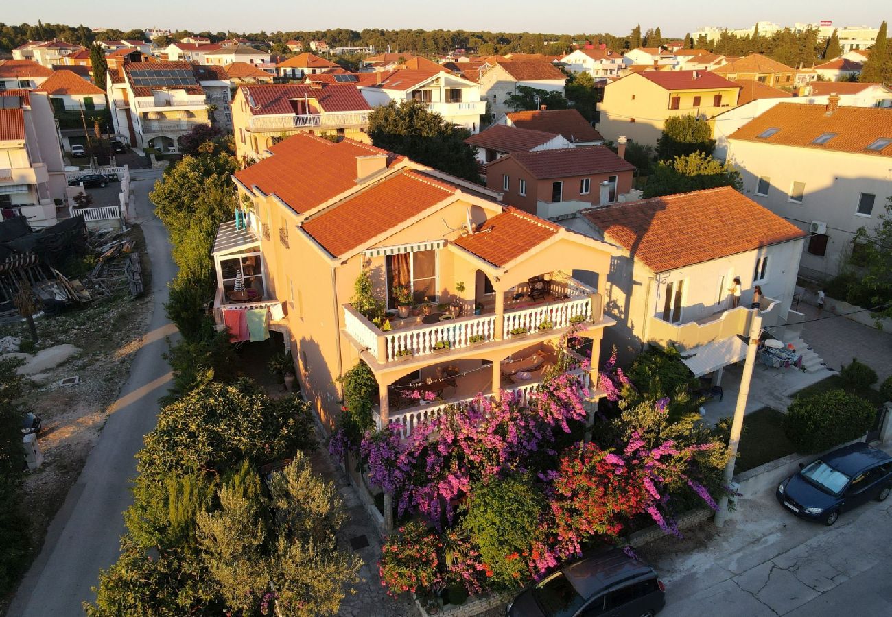 Ferienwohnung in Biograd na moru - Ferienwohnung in Biograd na Moru mit Meerblick, Balkon, Klimaanlage, W-LAN (4818-4)