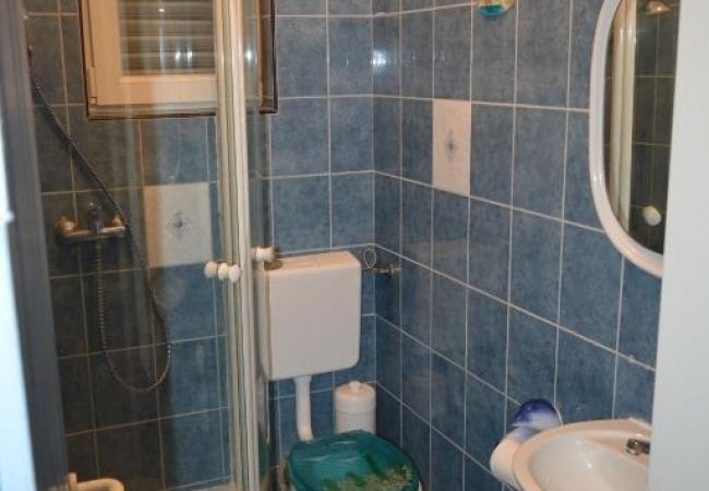 Ferienwohnung in Vrsi - Ferienwohnung in Vrsi mit Balkon, Klimaanlage, W-LAN (4824-4) Ferienwohnung in Vrsi - Ferienwohnung in Vrsi mit Balkon, Klimaanlage, W-LAN (4824-4)