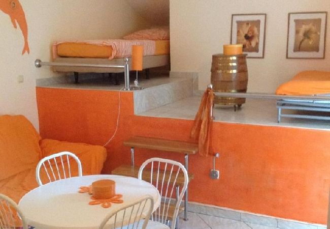 Ferienwohnung in Vrsi - Ferienwohnung in Vrsi mit Meerblick, Terrasse, Klimaanlage, W-LAN (4824-7) Ferienwohnung in Vrsi - Ferienwohnung in Vrsi mit Meerblick, Terrasse, Klimaanlage, W-LAN (4824-7)