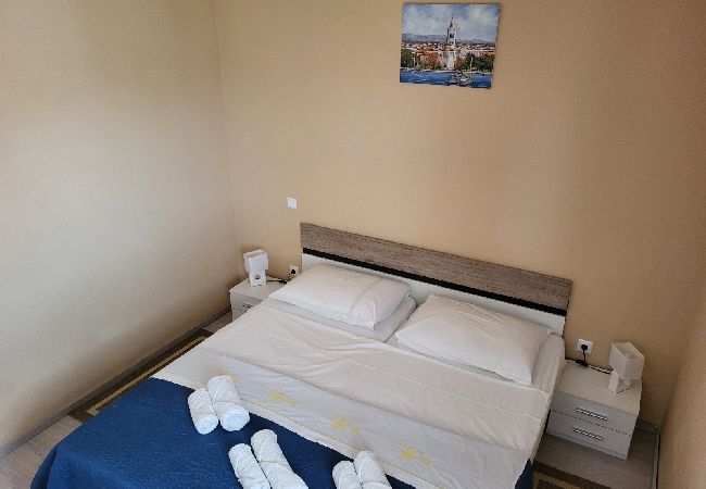 Ferienwohnung in Vrsi - Ferienwohnung in Vrsi mit Meerblick, Terrasse, Klimaanlage, W-LAN (4836-2) Ferienwohnung in Vrsi - Ferienwohnung in Vrsi mit Meerblick, Terrasse, Klimaanlage, W-LAN (4836-2)