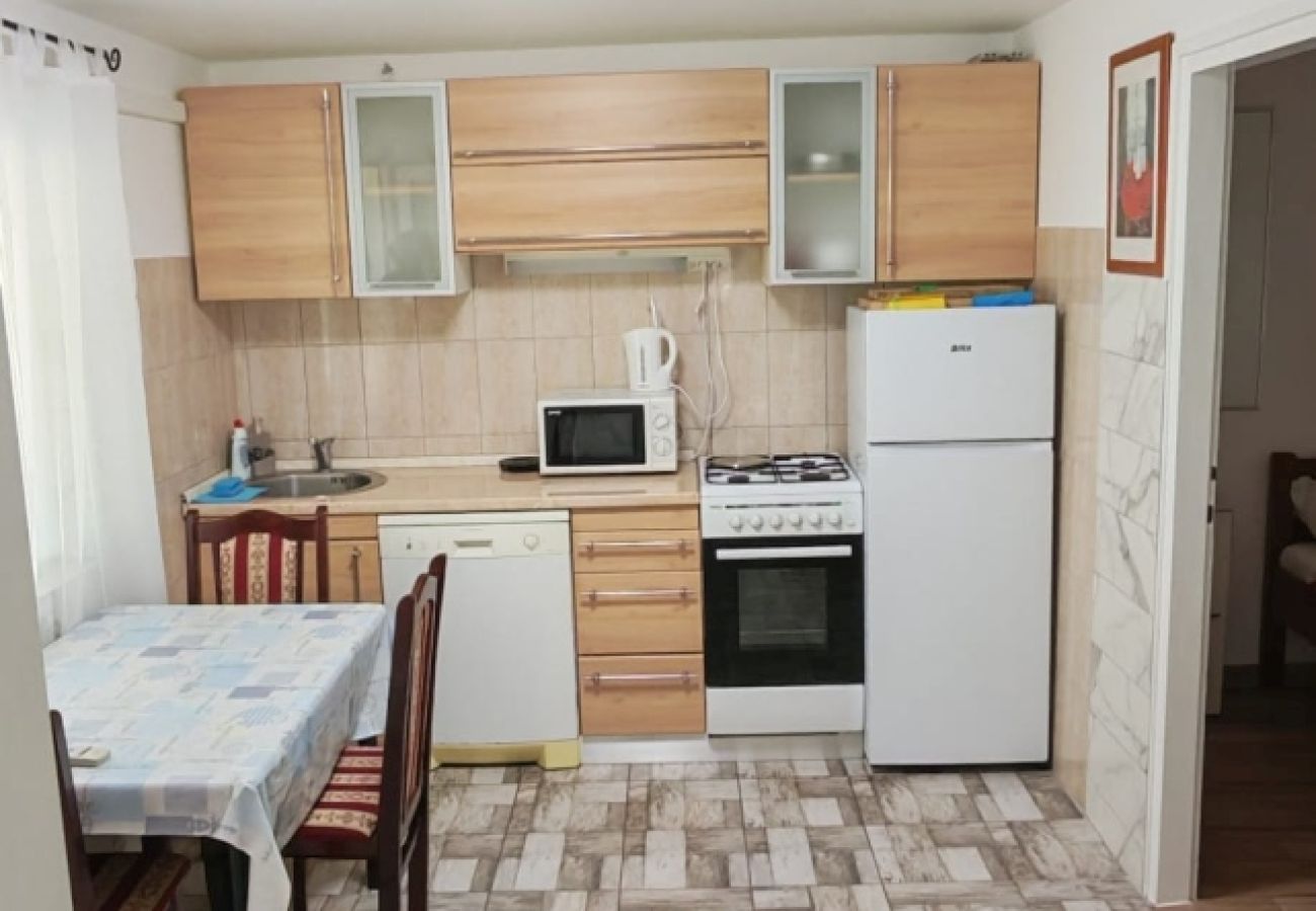 Ferienwohnung in Ždrelac - Ferienwohnung in Ždrelac mit Balkon, Klimaanlage, W-LAN, Waschmaschine (4834-1)