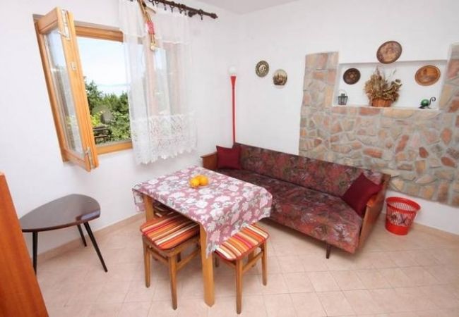 Ferienwohnung in Icici - Ferienwohnung in Ičići mit Meerblick, Terrasse, W-LAN (4870-1) Ferienwohnung in Icici - Ferienwohnung in Ičići mit Meerblick, Terrasse, W-LAN (4870-1)