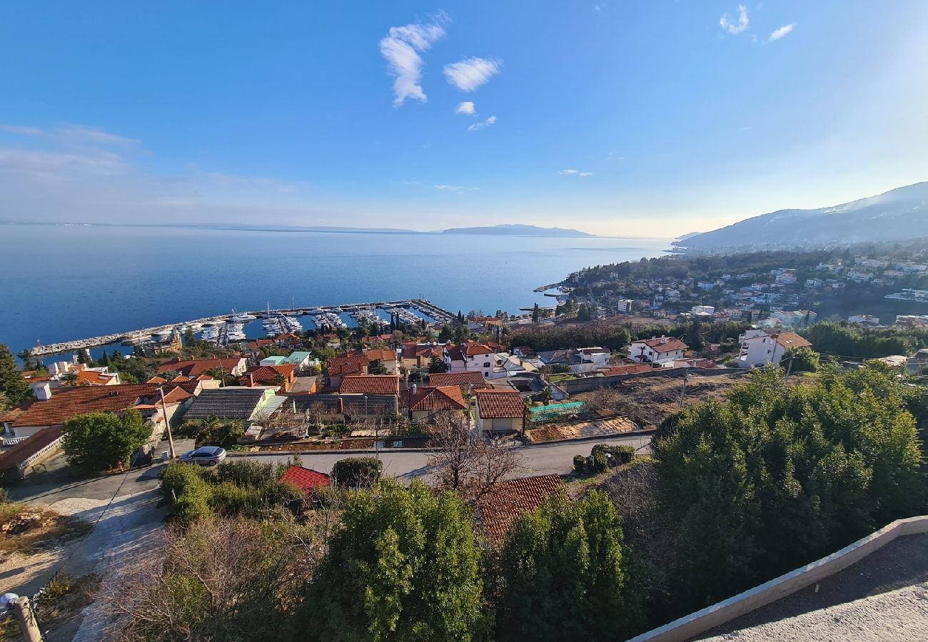 Ferienwohnung in Icici - Ferienwohnung in Ičići mit Meerblick, Terrasse, W-LAN (4870-1)