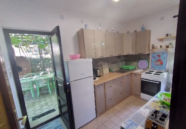 Ferienwohnung in Icici - Ferienwohnung in Ičići mit Meerblick, Terrasse, W-LAN (4870-3) Ferienwohnung in Icici - Ferienwohnung in Ičići mit Meerblick, Terrasse, W-LAN (4870-3)