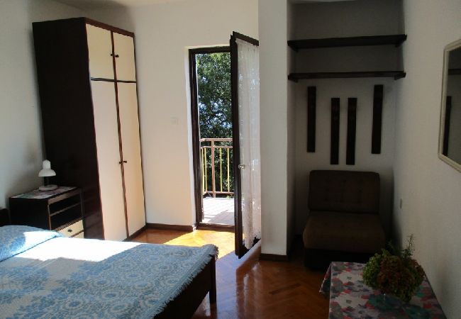 Ferienwohnung in Icici - Ferienwohnung in Ičići mit Meerblick, Terrasse, W-LAN (4870-3) Ferienwohnung in Icici - Ferienwohnung in Ičići mit Meerblick, Terrasse, W-LAN (4870-3)