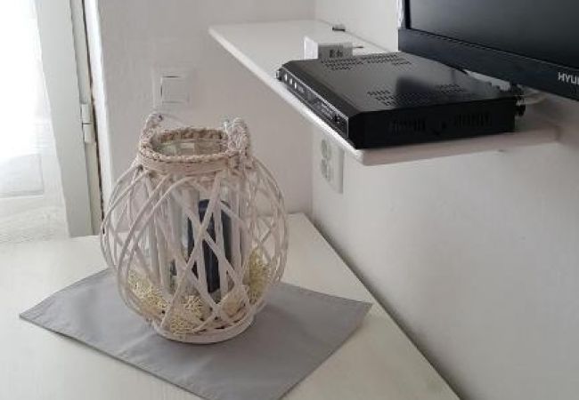 Zimmeranmietung in Hvar - Zimmer in Hvar-Stadt mit Meerblick, Balkon, Klimaanlage, W-LAN (4858-5) Zimmeranmietung in Hvar - Zimmer in Hvar-Stadt mit Meerblick, Balkon, Klimaanlage, W-LAN (4858-5)