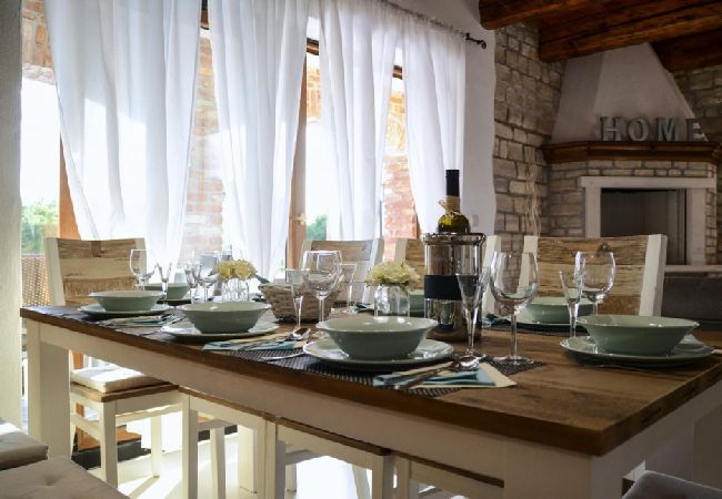 Ferienhaus in Svetvincenat - Ferienhaus in Svetvinčenat mit Terrasse, Klimaanlage, W-LAN, Waschmaschine (4843-1) Ferienhaus in Svetvincenat - Ferienhaus in Svetvinčenat mit Terrasse, Klimaanlage, W-LAN, Waschmaschine (4843-1)