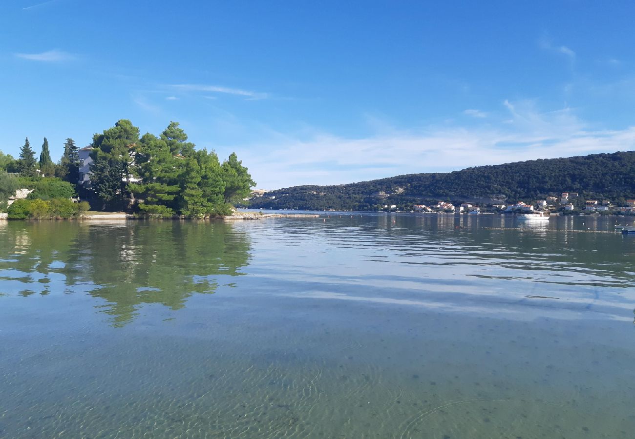 Ferienwohnung in Supetarska Draga - Ferienwohnung in Supetarska Draga mit Meerblick, Balkon, Klimaanlage, W-LAN (4861-1)