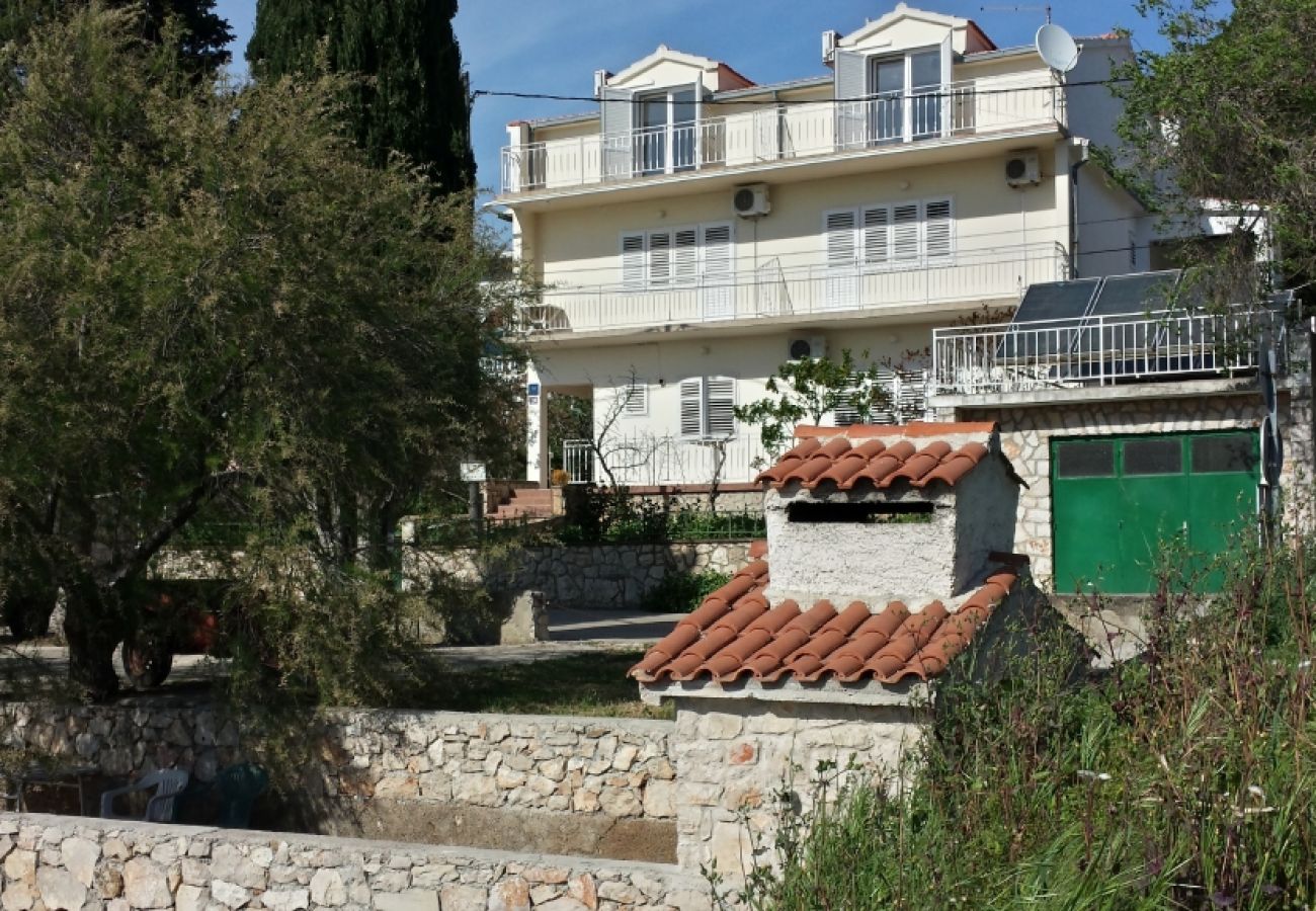 Ferienwohnung in Tisno - Ferienwohnung in Tisno mit Meerblick, Balkon, Klimaanlage, W-LAN (4874-4)