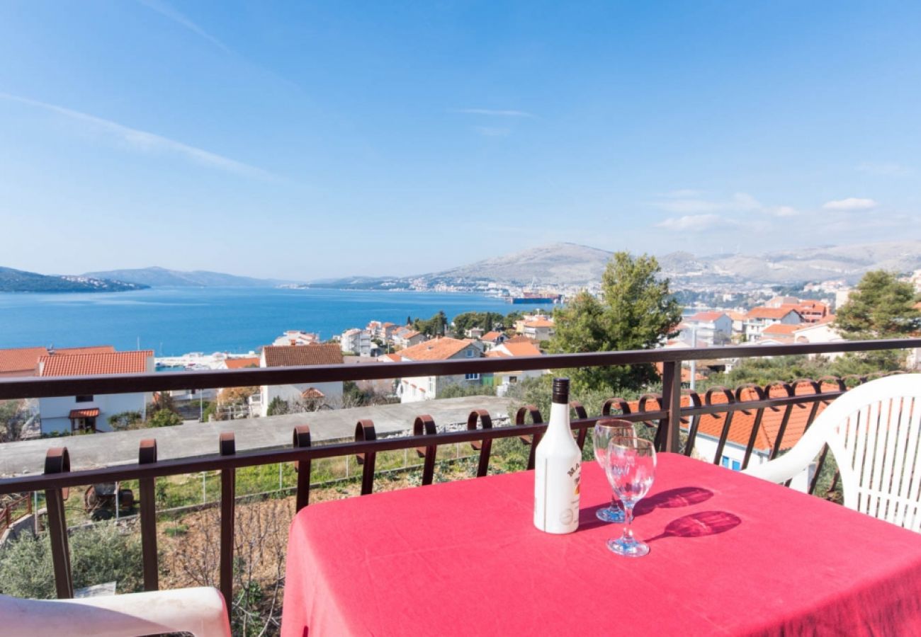 Ferienwohnung in Okrug Gornji - Ferienwohnung in Okrug Gornji mit Meerblick, Balkon, Klimaanlage, W-LAN (4882-2)