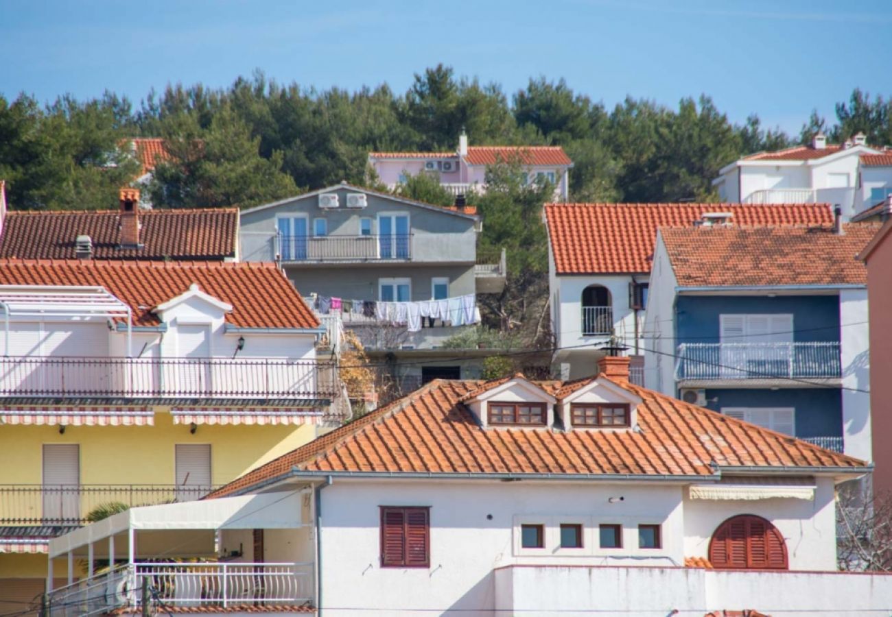 Ferienwohnung in Okrug Gornji - Ferienwohnung in Okrug Gornji mit Meerblick, Balkon, Klimaanlage, W-LAN (4882-2)