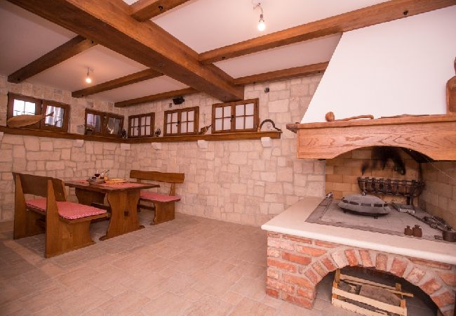 Ferienwohnung in Lopar - Ferienwohnung in Lopar mit Balkon, Klimaanlage, W-LAN, Waschmaschine (4885-1) Ferienwohnung in Lopar - Ferienwohnung in Lopar mit Balkon, Klimaanlage, W-LAN, Waschmaschine (4885-1)