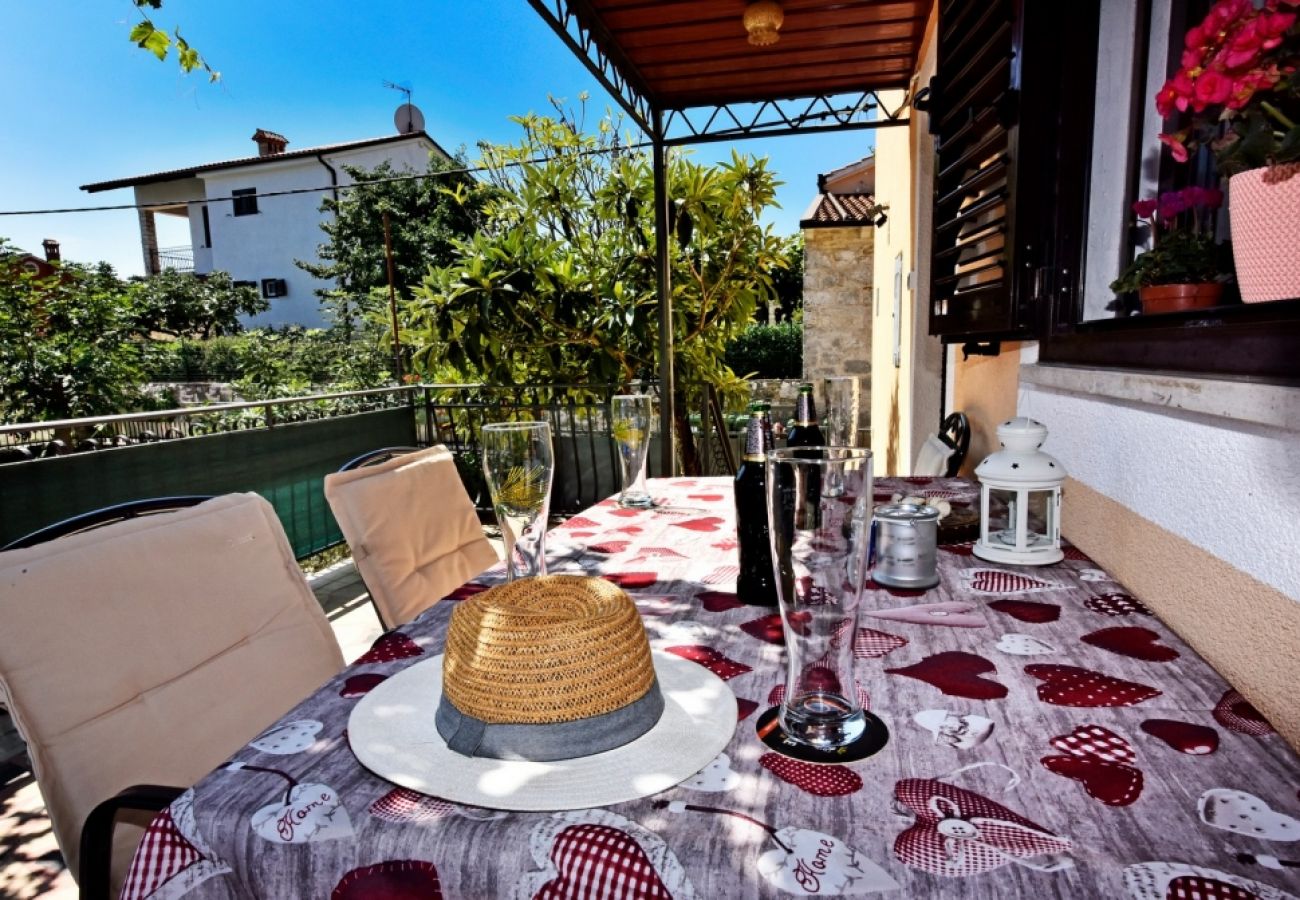 Ferienwohnung in Funtana - Ferienwohnung in Funtana mit Meerblick, Terrasse, Klimaanlage, W-LAN (4879-1)