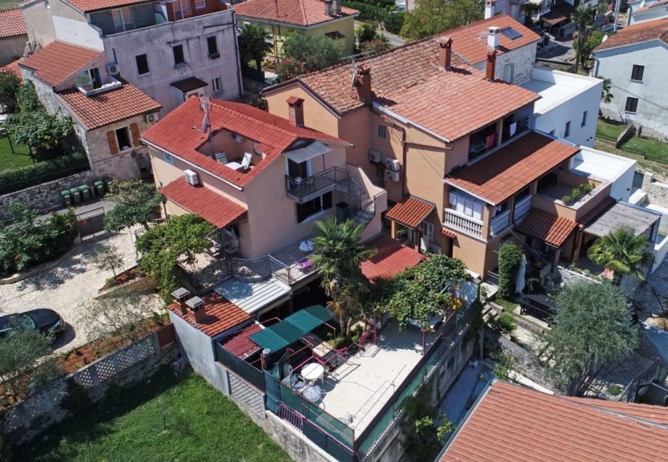 Ferienwohnung in Funtana - Ferienwohnung in Funtana mit Meerblick, Terrasse, Klimaanlage, W-LAN (4879-1)