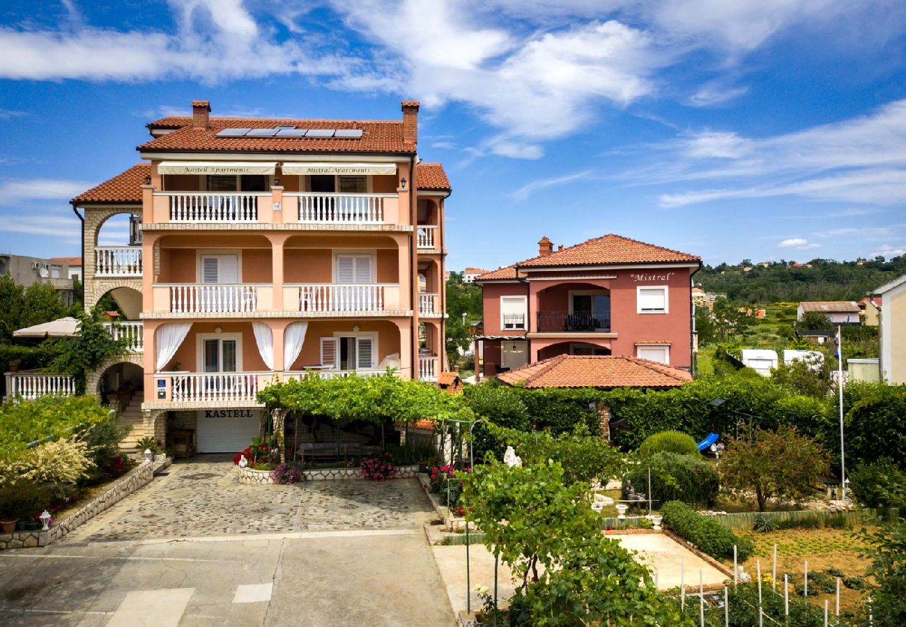 Ferienwohnung in Lopar - Ferienwohnung in Lopar mit Balkon, Klimaanlage, W-LAN, Waschmaschine (4886-4)