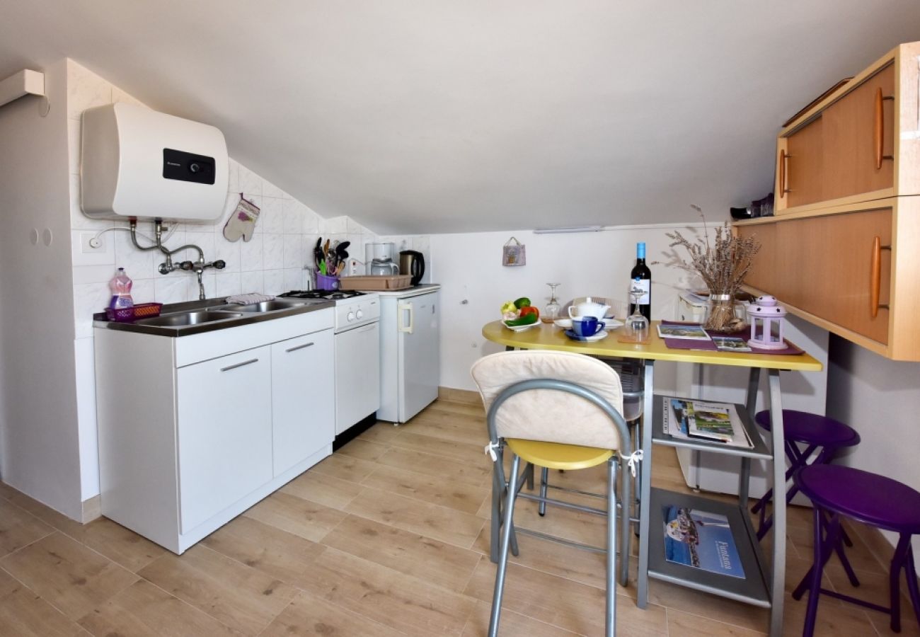 Ferienwohnung in Funtana - Ferienwohnung in Funtana mit Meerblick, Terrasse, Klimaanlage, W-LAN (4879-2)