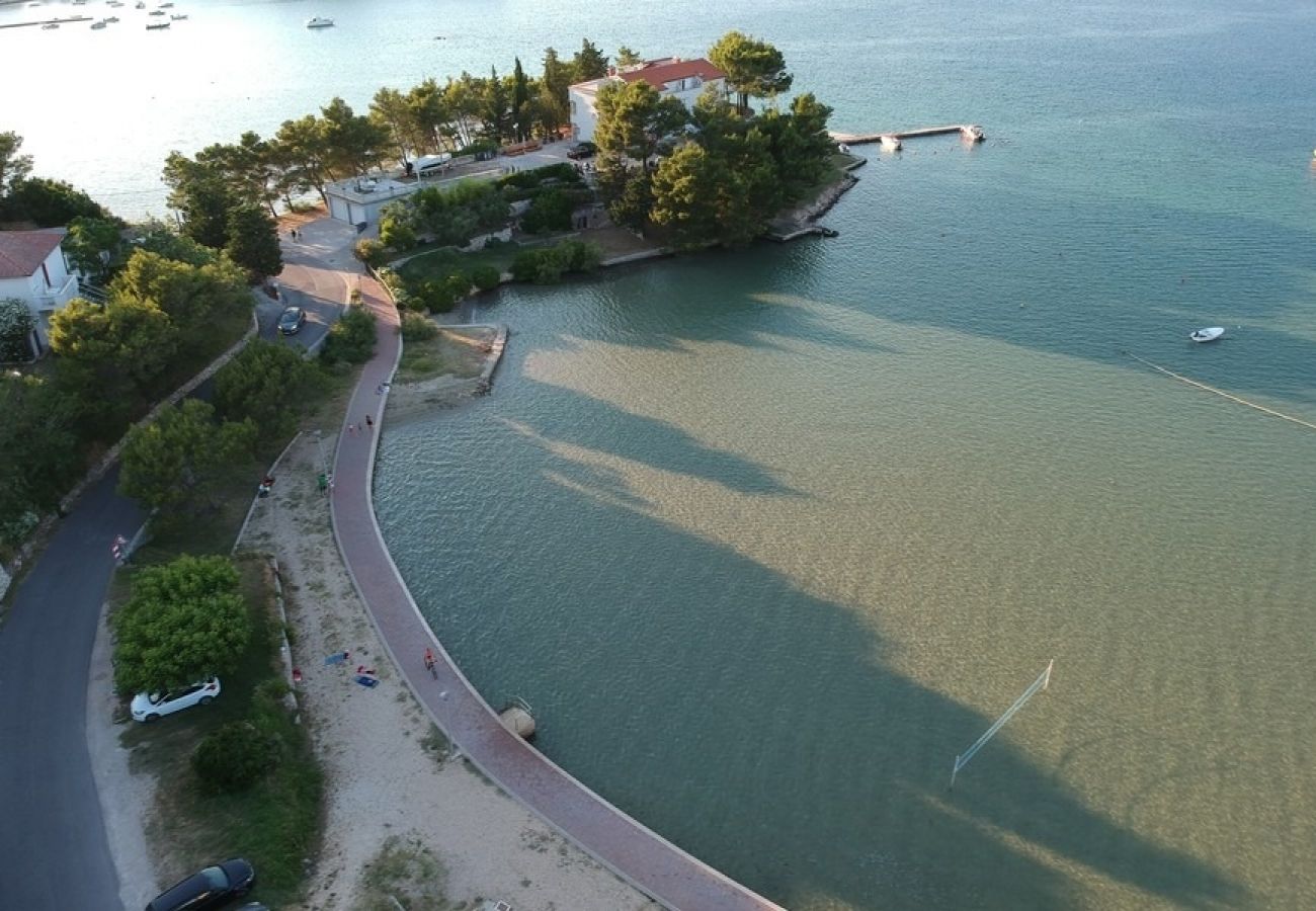 Ferienwohnung in Supetarska Draga - Ferienwohnung in Supetarska Draga mit Meerblick, Balkon, Klimaanlage, W-LAN (4894-1)