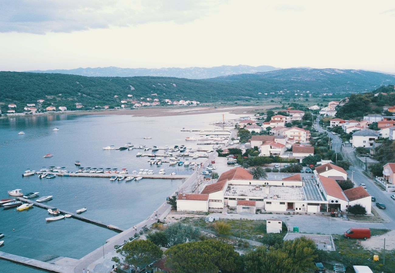 Ferienwohnung in Supetarska Draga - Ferienwohnung in Supetarska Draga mit Meerblick, Balkon, Klimaanlage, W-LAN (4894-1)