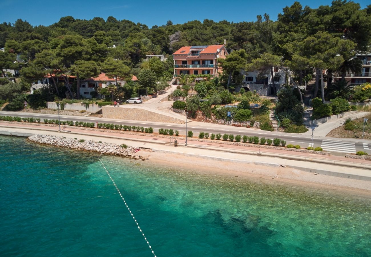 Ferienwohnung in Mali Lošinj - Ferienwohnung in Mali Lošinj mit Meerblick, Balkon, Klimaanlage, W-LAN (4896-4)