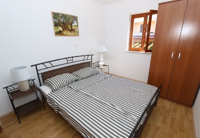 Ferienwohnung in Stara Novalja - Ferienwohnung in Stara Novalja mit Meerblick, Balkon, Klimaanlage, W-LAN (4897-2) Ferienwohnung in Stara Novalja - Ferienwohnung in Stara Novalja mit Meerblick, Balkon, Klimaanlage, W-LAN (4897-2)