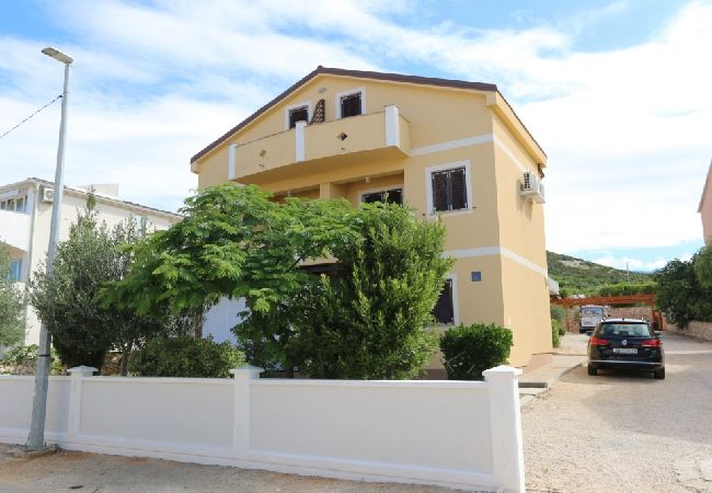 Ferienwohnung in Stara Novalja - Ferienwohnung in Stara Novalja mit Meerblick, Balkon, Klimaanlage, W-LAN (4897-2) Ferienwohnung in Stara Novalja - Ferienwohnung in Stara Novalja mit Meerblick, Balkon, Klimaanlage, W-LAN (4897-2)
