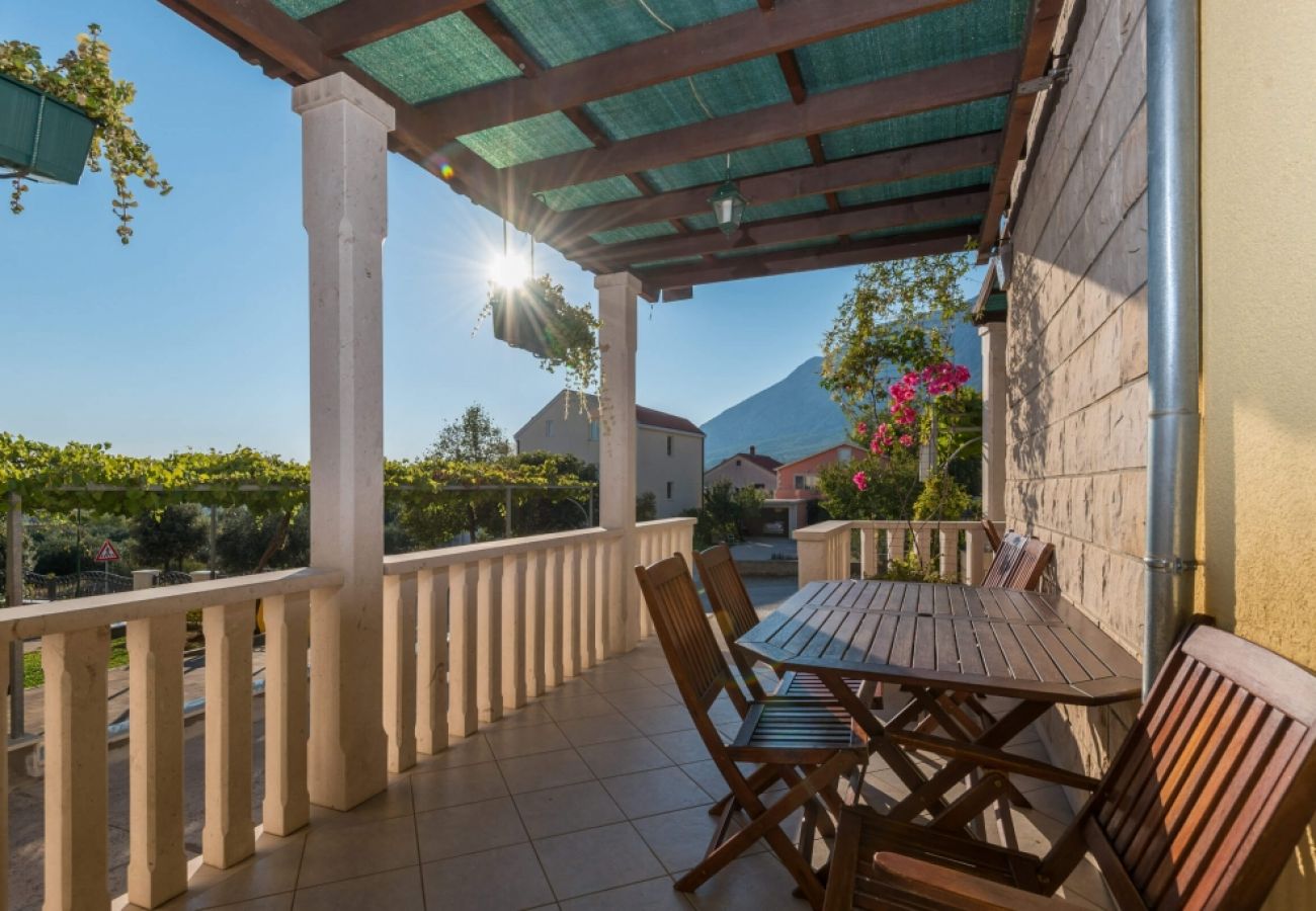 Ferienwohnung in Orebic - Ferienwohnung in Orebić mit Terrasse, Klimaanlage, W-LAN, Waschmaschine (4934-3)