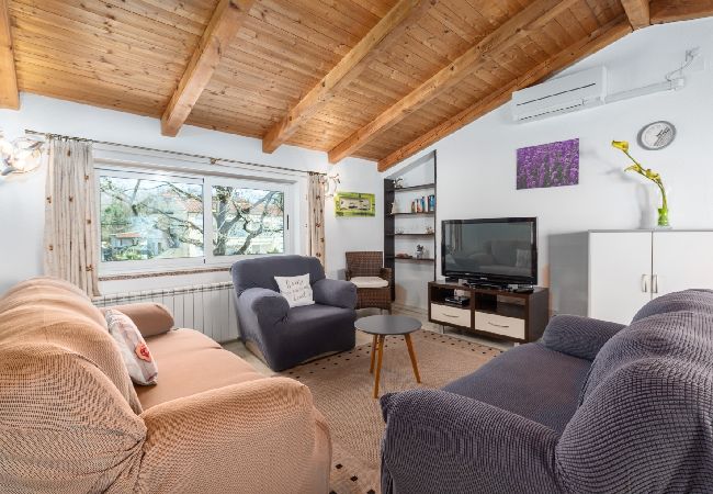 Ferienwohnung in Porec - Ferienwohnung in Poreč mit Terrasse, Klimaanlage, W-LAN, Spülmaschine (4928-4) Ferienwohnung in Porec - Ferienwohnung in Poreč mit Terrasse, Klimaanlage, W-LAN, Spülmaschine (4928-4)