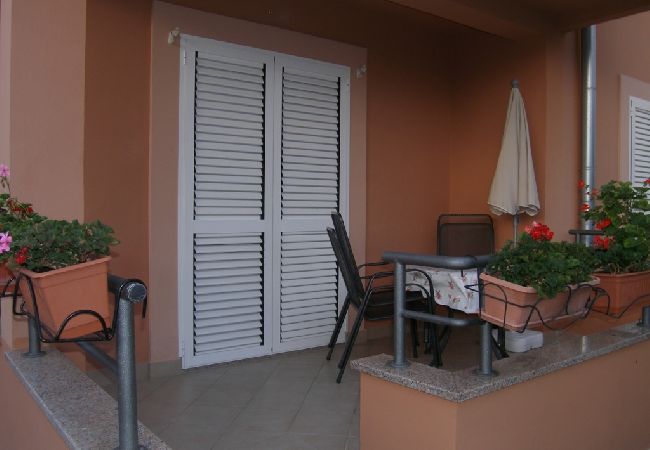 Ferienwohnung in Sukošan - Ferienwohnung in Sukošan mit Balkon, Klimaanlage, W-LAN (4941-1) Ferienwohnung in Sukošan - Ferienwohnung in Sukošan mit Balkon, Klimaanlage, W-LAN (4941-1)