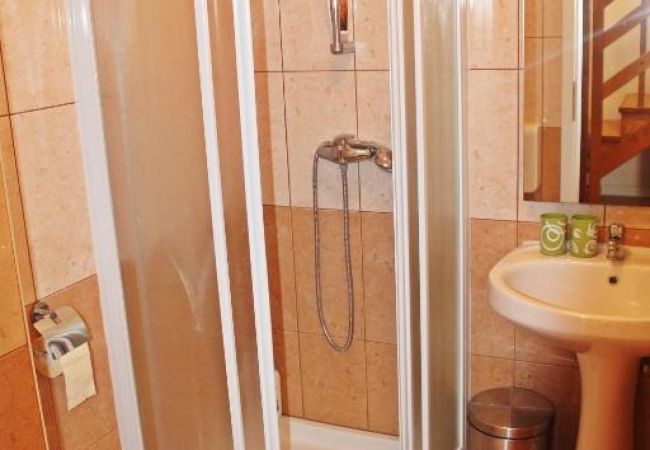 Ferienwohnung in Zambratija - Ferienwohnung in Zambratija mit Meerblick, Balkon, Klimaanlage, W-LAN (4961-3) Ferienwohnung in Zambratija - Ferienwohnung in Zambratija mit Meerblick, Balkon, Klimaanlage, W-LAN (4961-3)