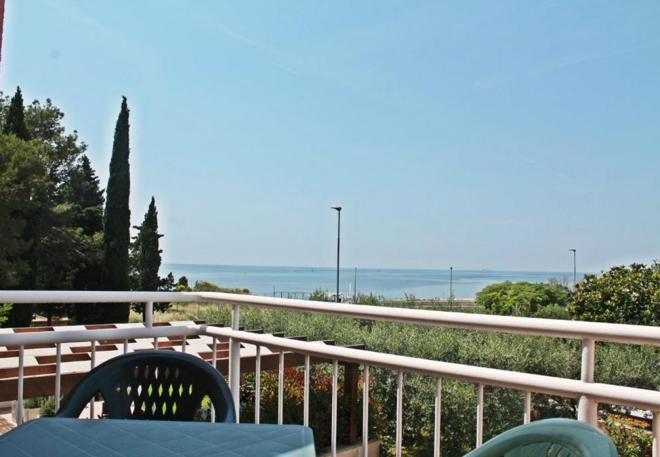 Ferienwohnung in Zambratija - Ferienwohnung in Zambratija mit Meerblick, Balkon, Klimaanlage, W-LAN (4961-3)