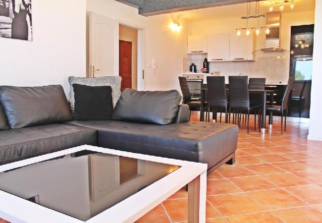 Ferienwohnung in Zambratija - Ferienwohnung in Zambratija mit Meerblick, Balkon, Klimaanlage, W-LAN (4961-2) Ferienwohnung in Zambratija - Ferienwohnung in Zambratija mit Meerblick, Balkon, Klimaanlage, W-LAN (4961-2)