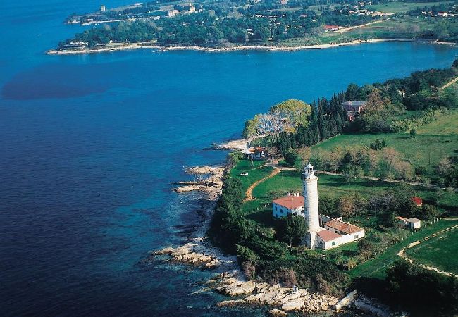 Ferienwohnung in Zambratija - Ferienwohnung in Zambratija mit Meerblick, Balkon, Klimaanlage, W-LAN (4961-2) Ferienwohnung in Zambratija - Ferienwohnung in Zambratija mit Meerblick, Balkon, Klimaanlage, W-LAN (4961-2)