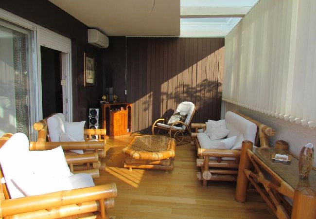 Ferienwohnung in Zambratija - Ferienwohnung in Zambratija mit Meerblick, Terrasse, Klimaanlage, W-LAN (4961-1) Ferienwohnung in Zambratija - Ferienwohnung in Zambratija mit Meerblick, Terrasse, Klimaanlage, W-LAN (4961-1)