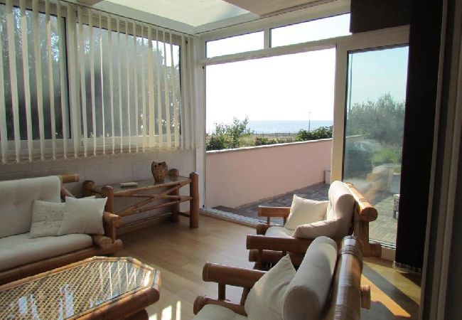 Ferienwohnung in Zambratija - Ferienwohnung in Zambratija mit Meerblick, Terrasse, Klimaanlage, W-LAN (4961-1) Ferienwohnung in Zambratija - Ferienwohnung in Zambratija mit Meerblick, Terrasse, Klimaanlage, W-LAN (4961-1)