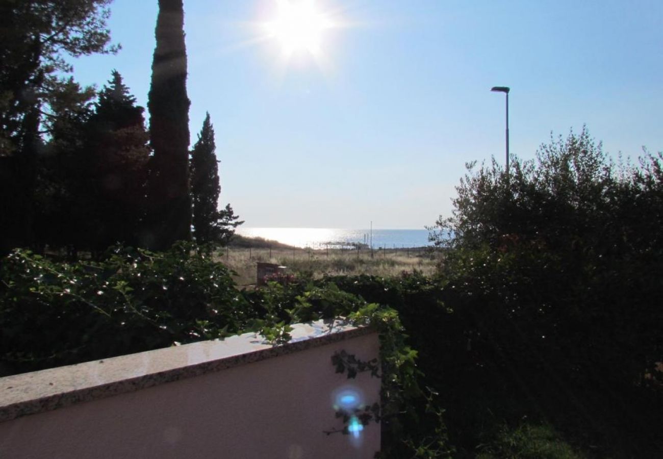 Ferienwohnung in Zambratija - Ferienwohnung in Zambratija mit Meerblick, Terrasse, Klimaanlage, W-LAN (4961-1)