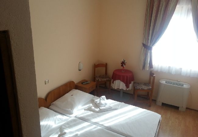 Zimmeranmietung in Rakovica - Zimmer in Rakovica mit W-LAN (4958-1) Zimmeranmietung in Rakovica - Zimmer in Rakovica mit W-LAN (4958-1)