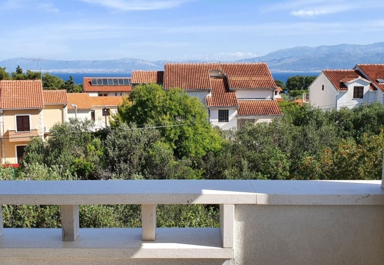 Ferienwohnung in Supetar - Ferienwohnung in Supetar mit Meerblick, Balkon, Klimaanlage, W-LAN (4998-1)